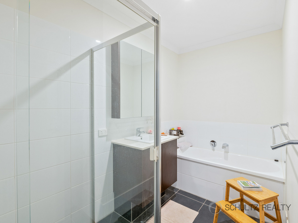 33 Meander Circuit, Holmview, Australia 4207, 4 Bedrooms Bedrooms, ,2 BathroomsBathrooms,House,For sale,Meander Circuit,1273