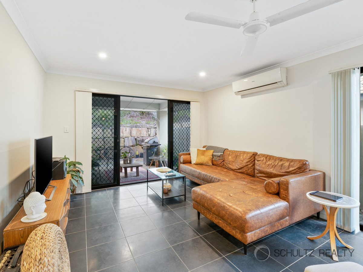 33 Meander Circuit, Holmview, Australia 4207, 4 Bedrooms Bedrooms, ,2 BathroomsBathrooms,House,For sale,Meander Circuit,1273