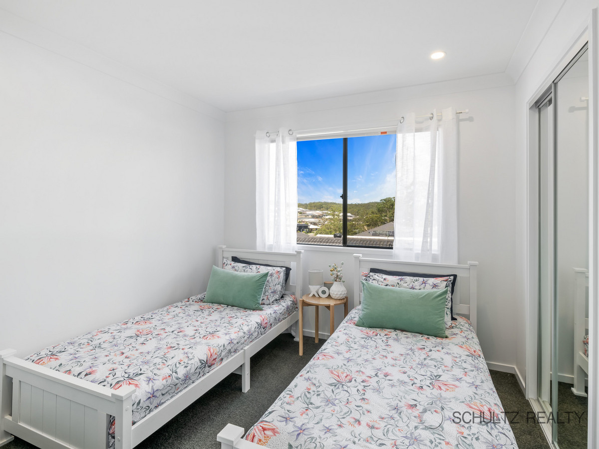 1 Bronzewing Circuit, Bahrs Scrub, Australia 4207, 4 Bedrooms Bedrooms, ,2 BathroomsBathrooms,House,Sold,Bronzewing Circuit,1276