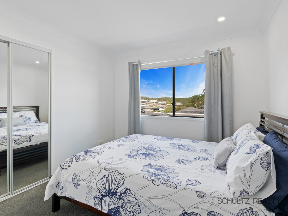1 Bronzewing Circuit, Bahrs Scrub, Australia 4207, 4 Bedrooms Bedrooms, ,2 BathroomsBathrooms,House,Sold,Bronzewing Circuit,1276