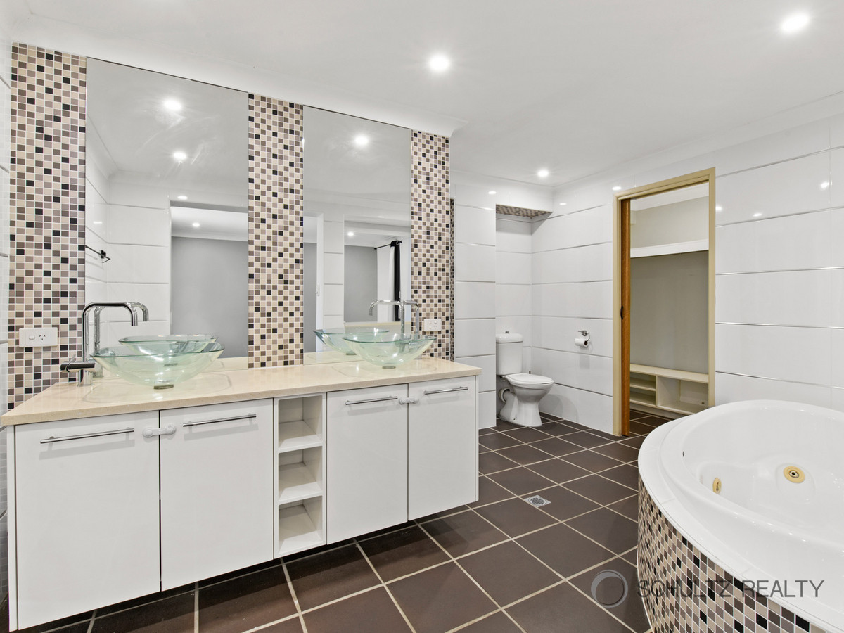 9 Trinette Street, Shailer Park, Australia 4128, 4 Bedrooms Bedrooms, ,2 BathroomsBathrooms,House,For sale,Trinette Street,1279