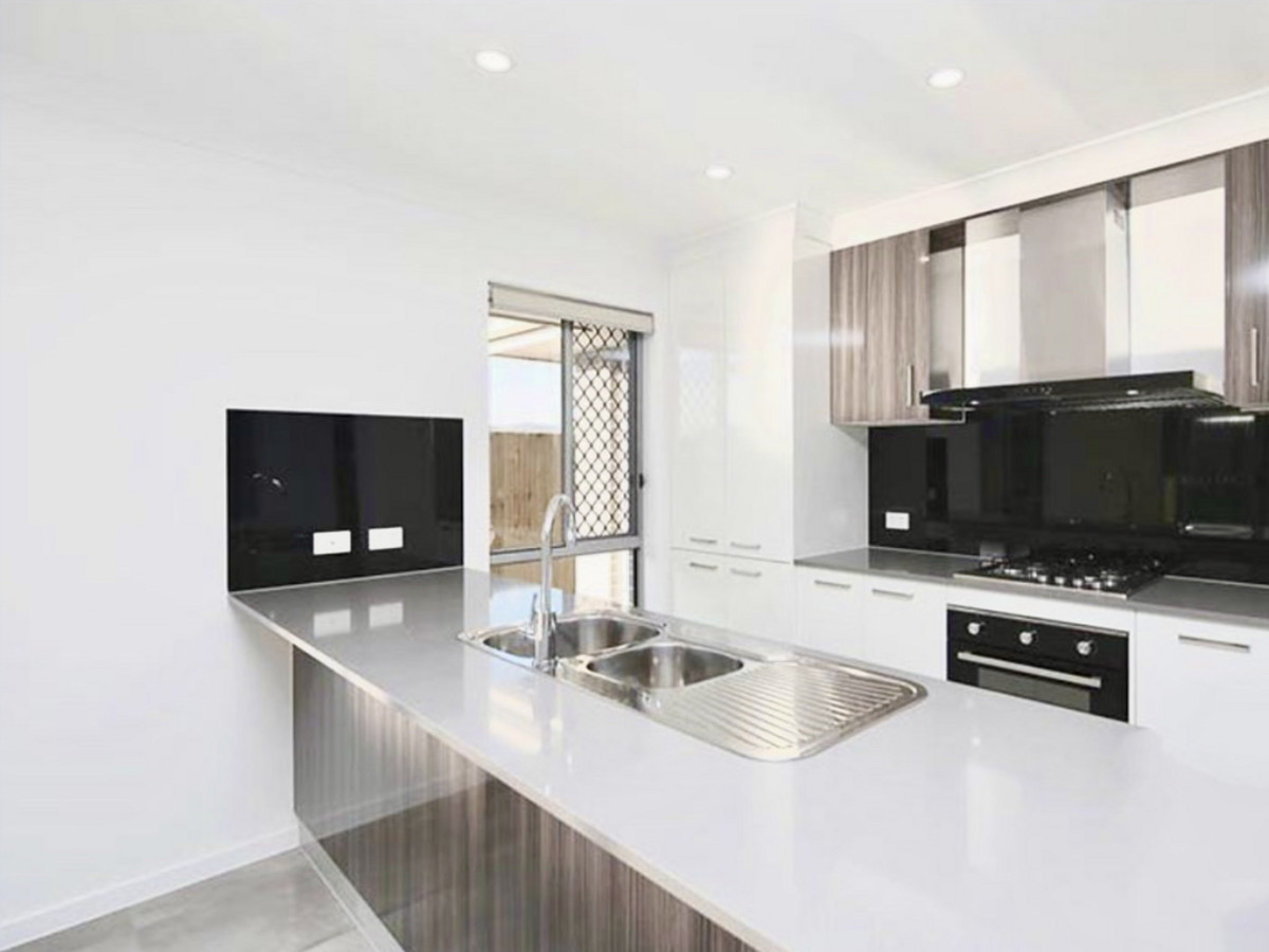 4 Gossan Circuit, Yarrabilba, Australia 4207, 4 Bedrooms Bedrooms, ,2 BathroomsBathrooms,House,For sale,Gossan Circuit,1285
