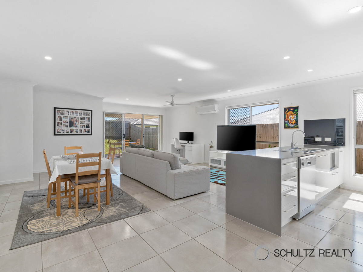 4 Gossan Circuit, Yarrabilba, Australia 4207, 4 Bedrooms Bedrooms, ,2 BathroomsBathrooms,House,For sale,Gossan Circuit,1285