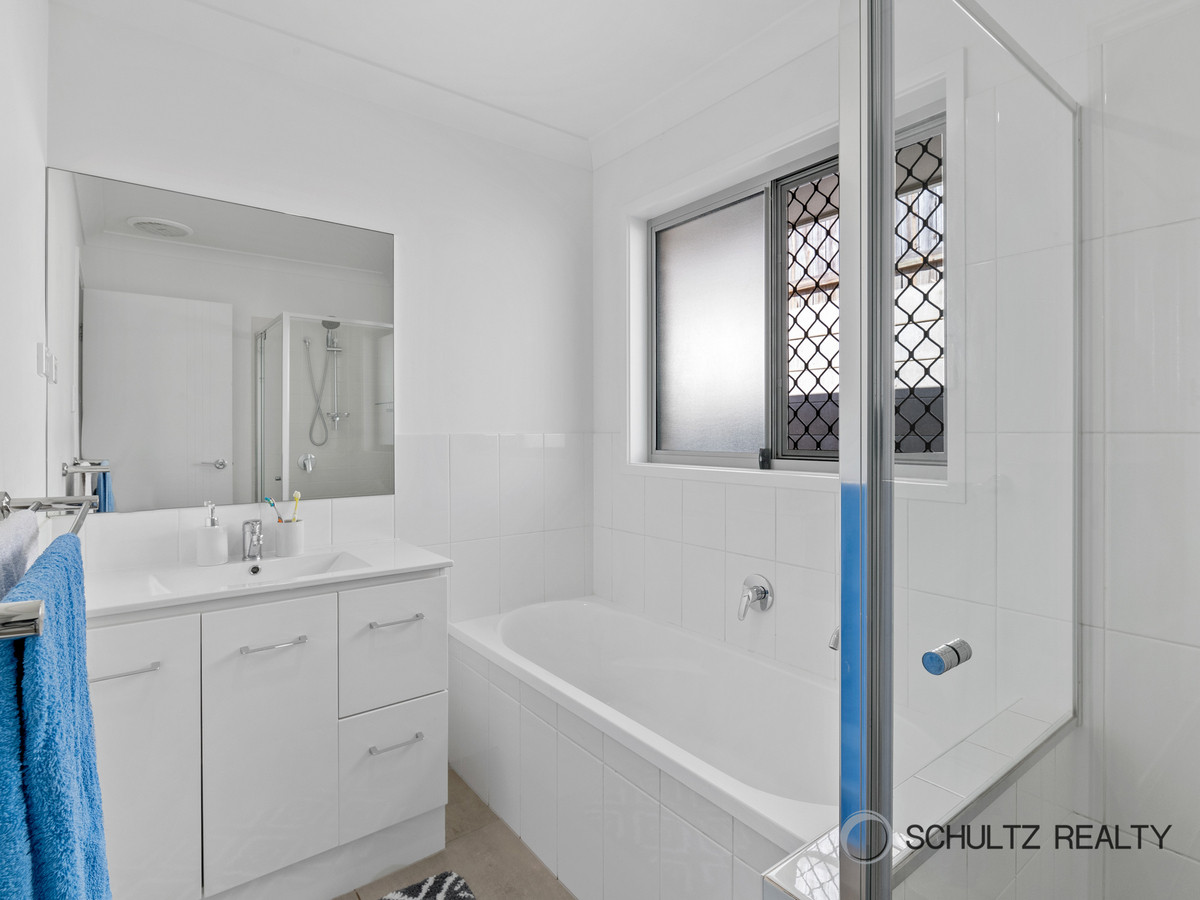 4 Gossan Circuit, Yarrabilba, Australia 4207, 4 Bedrooms Bedrooms, ,2 BathroomsBathrooms,House,For sale,Gossan Circuit,1285