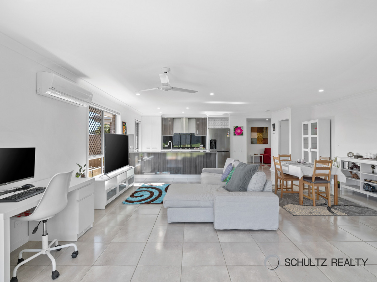 4 Gossan Circuit, Yarrabilba, Australia 4207, 4 Bedrooms Bedrooms, ,2 BathroomsBathrooms,House,For sale,Gossan Circuit,1285