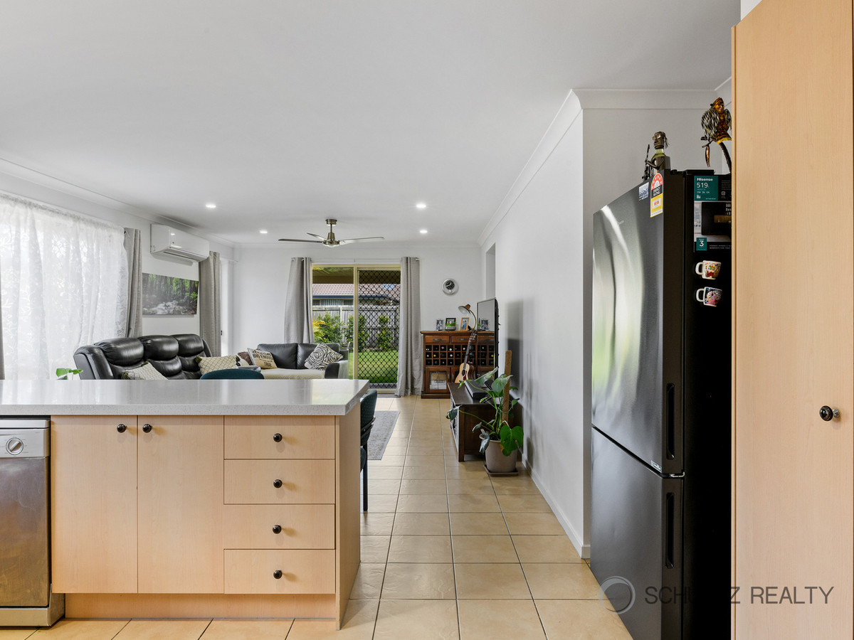 32 Pepper Tree Drive, Holmview, Australia 4207, 3 Bedrooms Bedrooms, ,2 BathroomsBathrooms,House,For sale,Pepper Tree Drive,1288