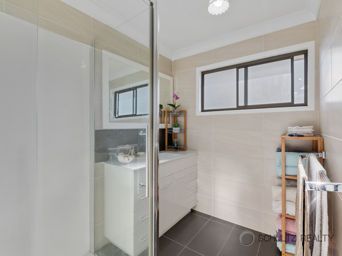 24 Grehan Crescent, Mount Warren Park, Australia 4207, 3 Bedrooms Bedrooms, ,1 BathroomBathrooms,House,For sale,Grehan Crescent,1307