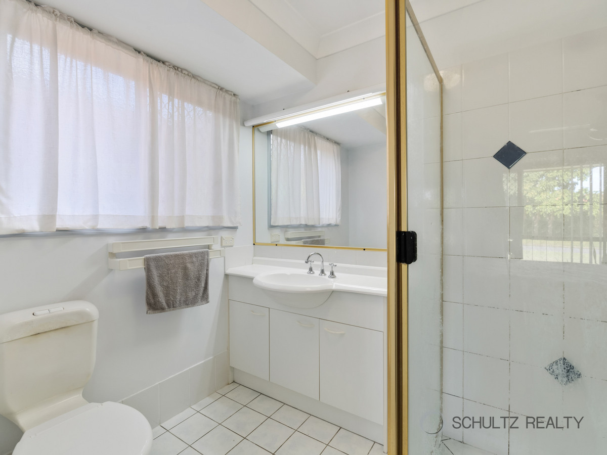 23 Forestglen Crescent, Bahrs Scrub, Australia 4207, 4 Bedrooms Bedrooms, ,2 BathroomsBathrooms,House,For sale,Forestglen Crescent,1301