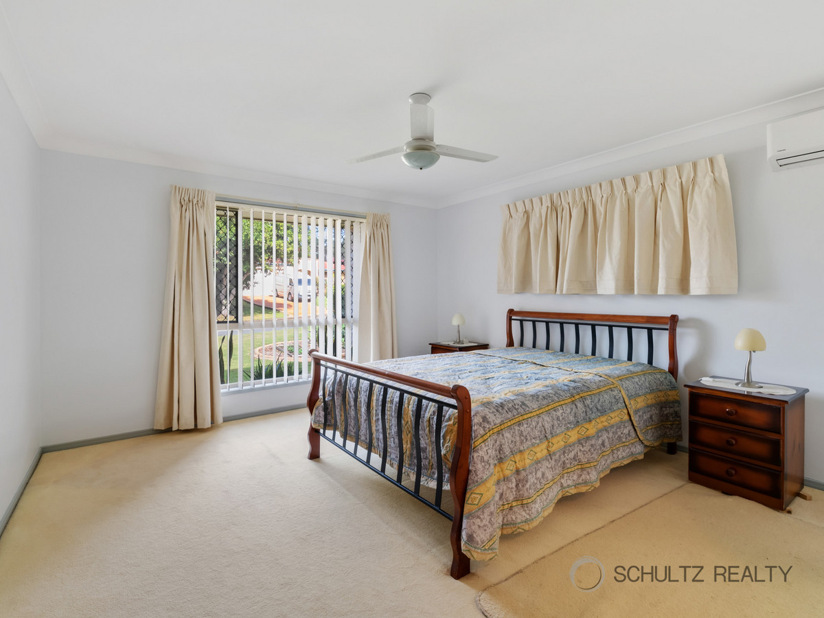 23 Forestglen Crescent, Bahrs Scrub, Australia 4207, 4 Bedrooms Bedrooms, ,2 BathroomsBathrooms,House,For sale,Forestglen Crescent,1301