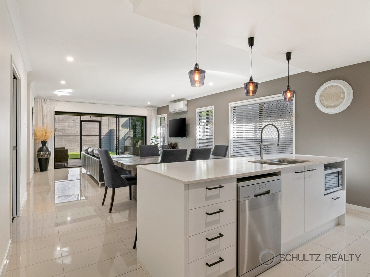 7 Greenshank Drive, Bahrs Scrub, Australia 4207, 3 Bedrooms Bedrooms, ,2 BathroomsBathrooms,House,For sale,Greenshank Drive,1303