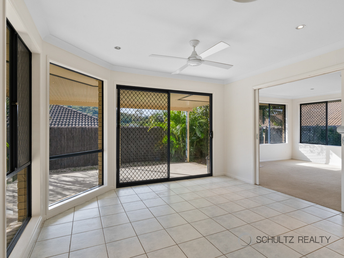 40 Mountain View Crescent, Mount Warren Park, Australia 4207, 4 Bedrooms Bedrooms, ,2 BathroomsBathrooms,House,For sale,Mountain View Crescent,1309