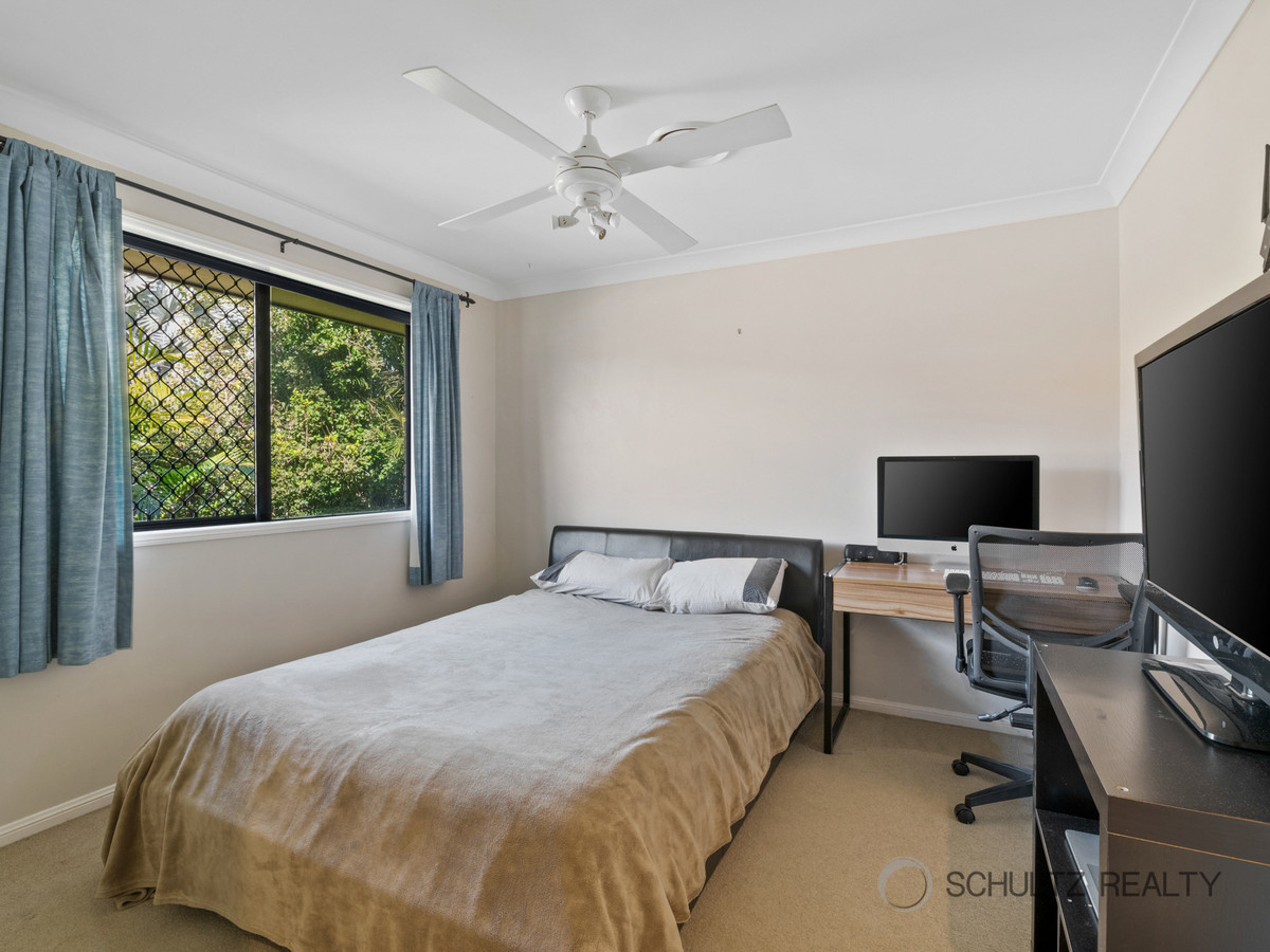 40 Mountain View Crescent, Mount Warren Park, Australia 4207, 4 Bedrooms Bedrooms, ,2 BathroomsBathrooms,House,For sale,Mountain View Crescent,1309