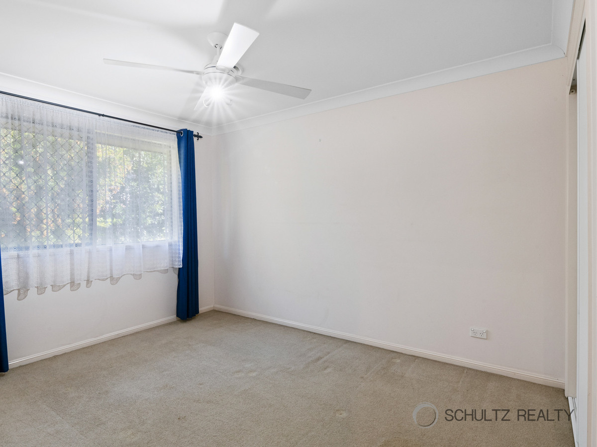 40 Mountain View Crescent, Mount Warren Park, Australia 4207, 4 Bedrooms Bedrooms, ,2 BathroomsBathrooms,House,For sale,Mountain View Crescent,1309