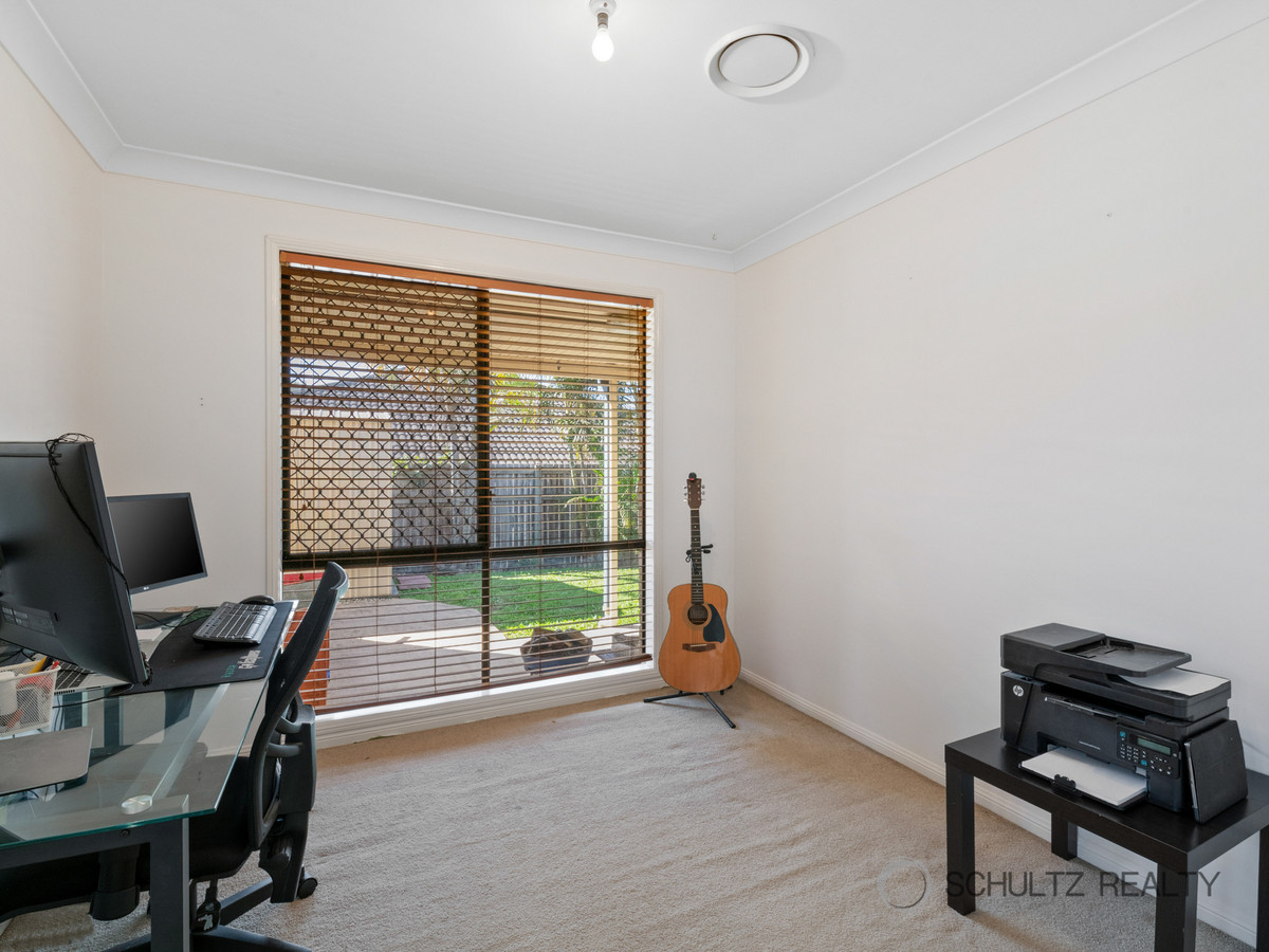 40 Mountain View Crescent, Mount Warren Park, Australia 4207, 4 Bedrooms Bedrooms, ,2 BathroomsBathrooms,House,For sale,Mountain View Crescent,1309