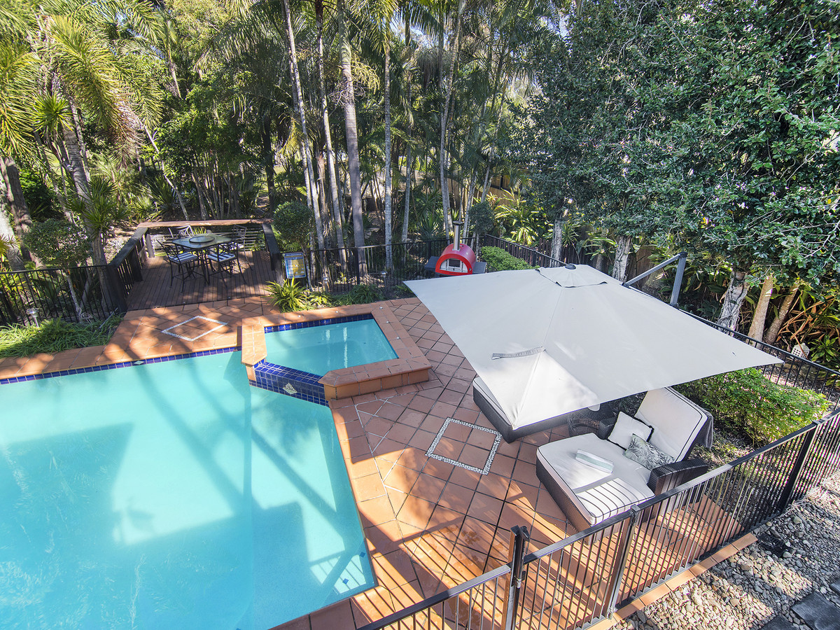 262 Mount Warren Boulevard, Mount Warren Park, Australia 4207, 4 Bedrooms Bedrooms, ,2 BathroomsBathrooms,House,For sale,Mount Warren Boulevard,1310