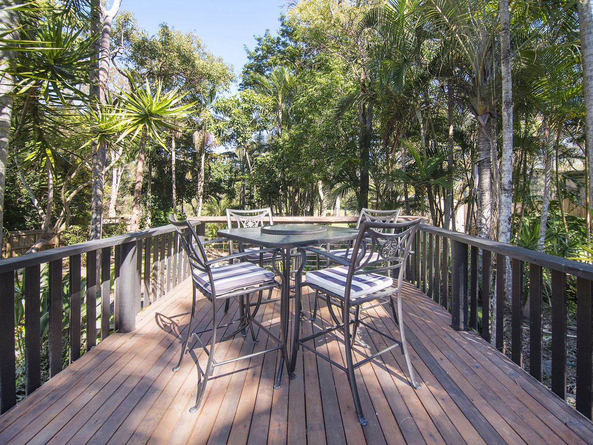 262 Mount Warren Boulevard, Mount Warren Park, Australia 4207, 4 Bedrooms Bedrooms, ,2 BathroomsBathrooms,House,For sale,Mount Warren Boulevard,1310