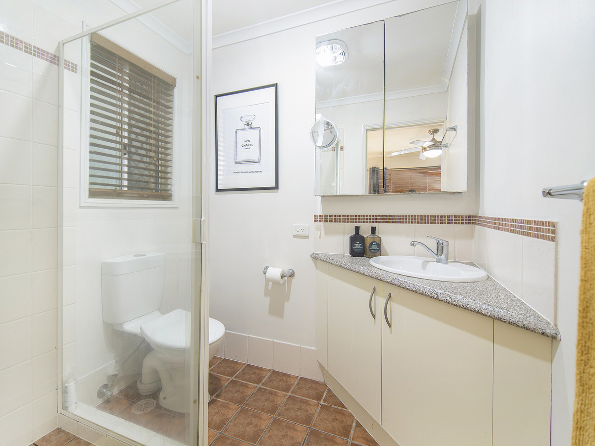 262 Mount Warren Boulevard, Mount Warren Park, Australia 4207, 4 Bedrooms Bedrooms, ,2 BathroomsBathrooms,House,For sale,Mount Warren Boulevard,1310
