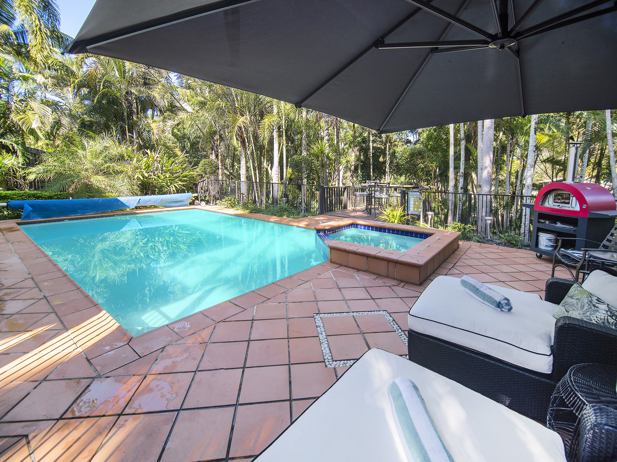262 Mount Warren Boulevard, Mount Warren Park, Australia 4207, 4 Bedrooms Bedrooms, ,2 BathroomsBathrooms,House,For sale,Mount Warren Boulevard,1310