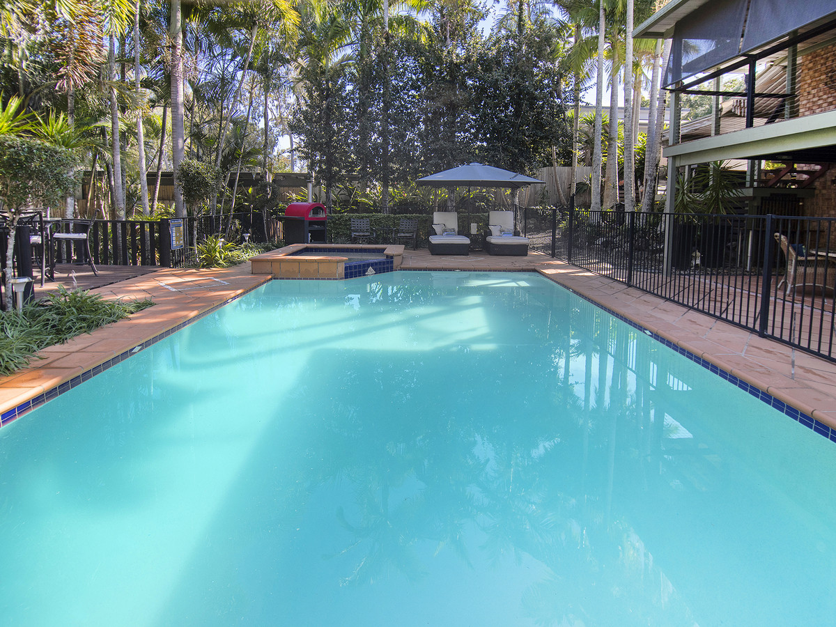 262 Mount Warren Boulevard, Mount Warren Park, Australia 4207, 4 Bedrooms Bedrooms, ,2 BathroomsBathrooms,House,For sale,Mount Warren Boulevard,1310