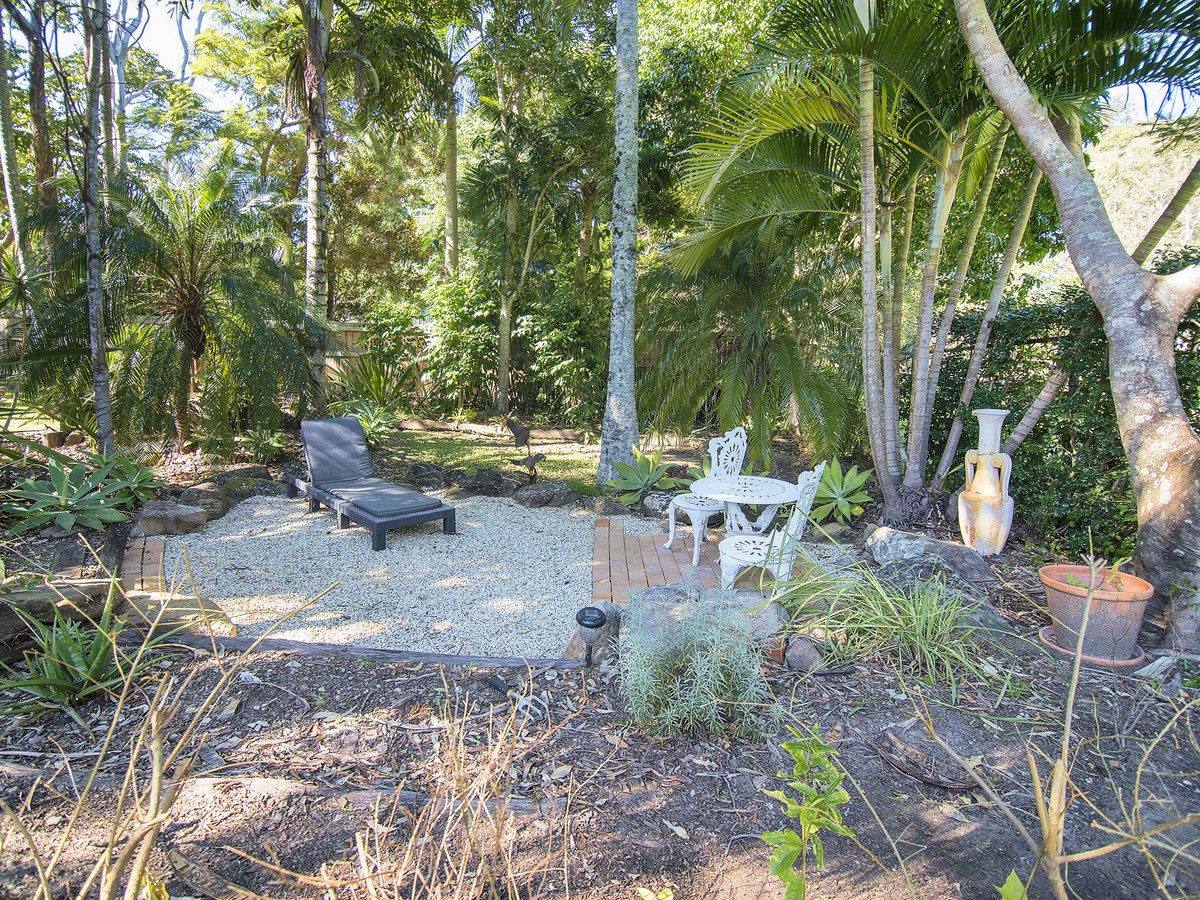 262 Mount Warren Boulevard, Mount Warren Park, Australia 4207, 4 Bedrooms Bedrooms, ,2 BathroomsBathrooms,House,For sale,Mount Warren Boulevard,1310