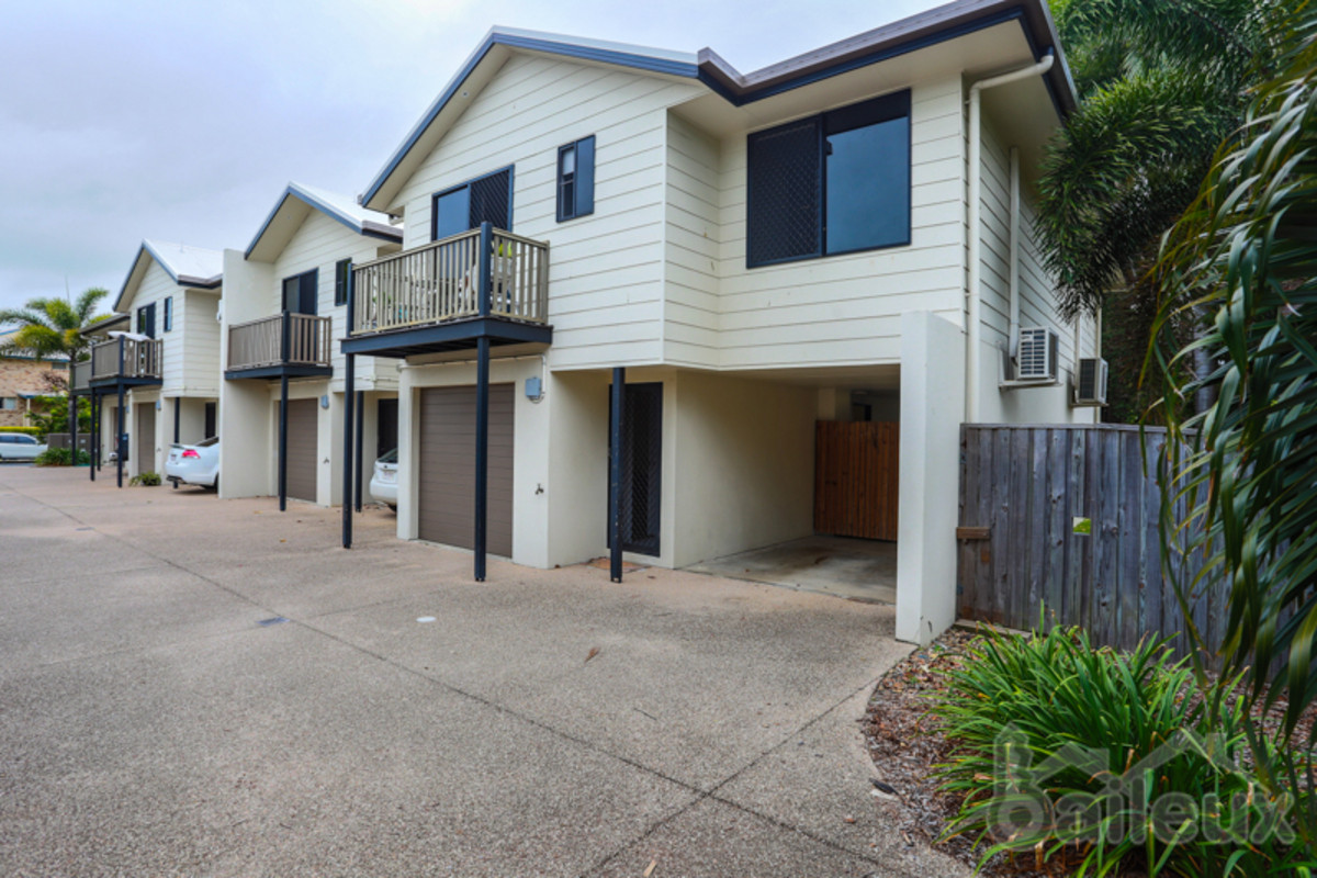 Ultramodern Mackay Townhouse Baileux Mackay & Whitsundays Real