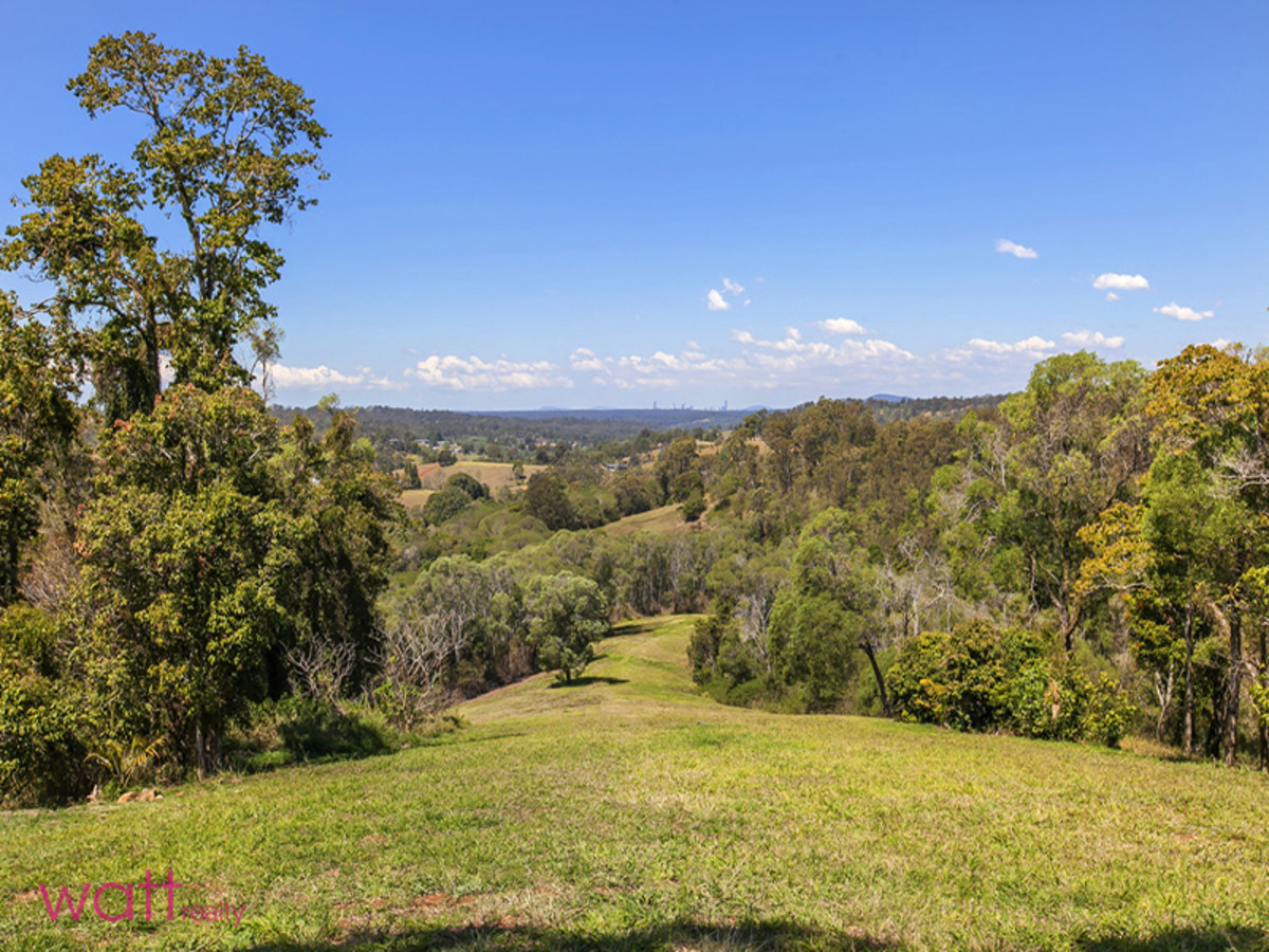 11 Highlander Court, Clear Mountain Watt Realty 11 Highlander Court, Clear Mountain Watt Realty