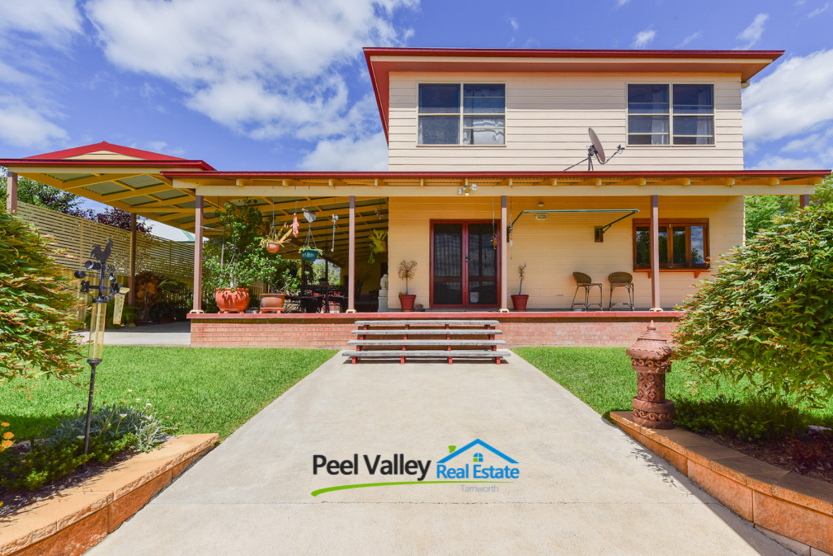 MODERN FOUR BEDROOM HOME PLUS SEPARATE GRANNY FLAT Peel Valley Real