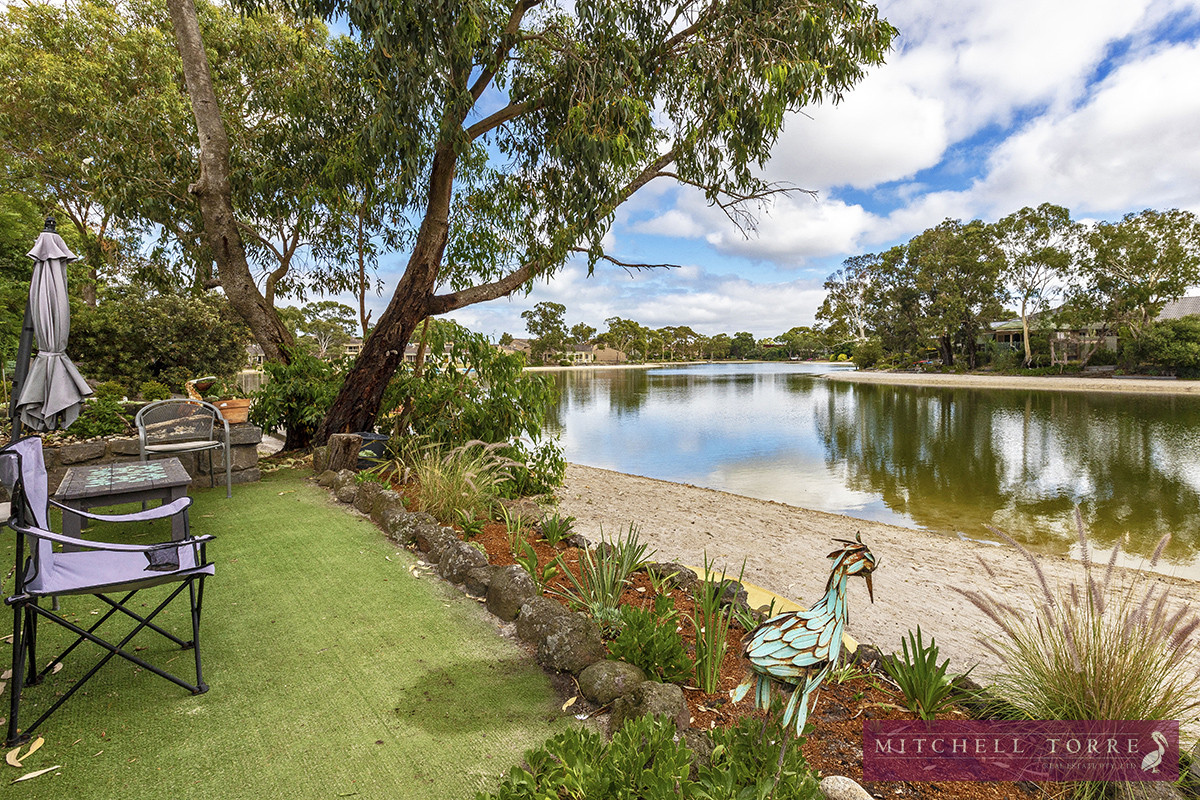 Good Family Home in Perfect Position, 925,000 Mitchell Torre Real