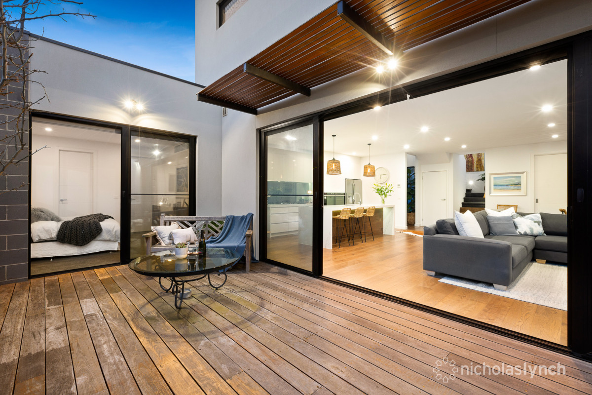 | Wellington on Main