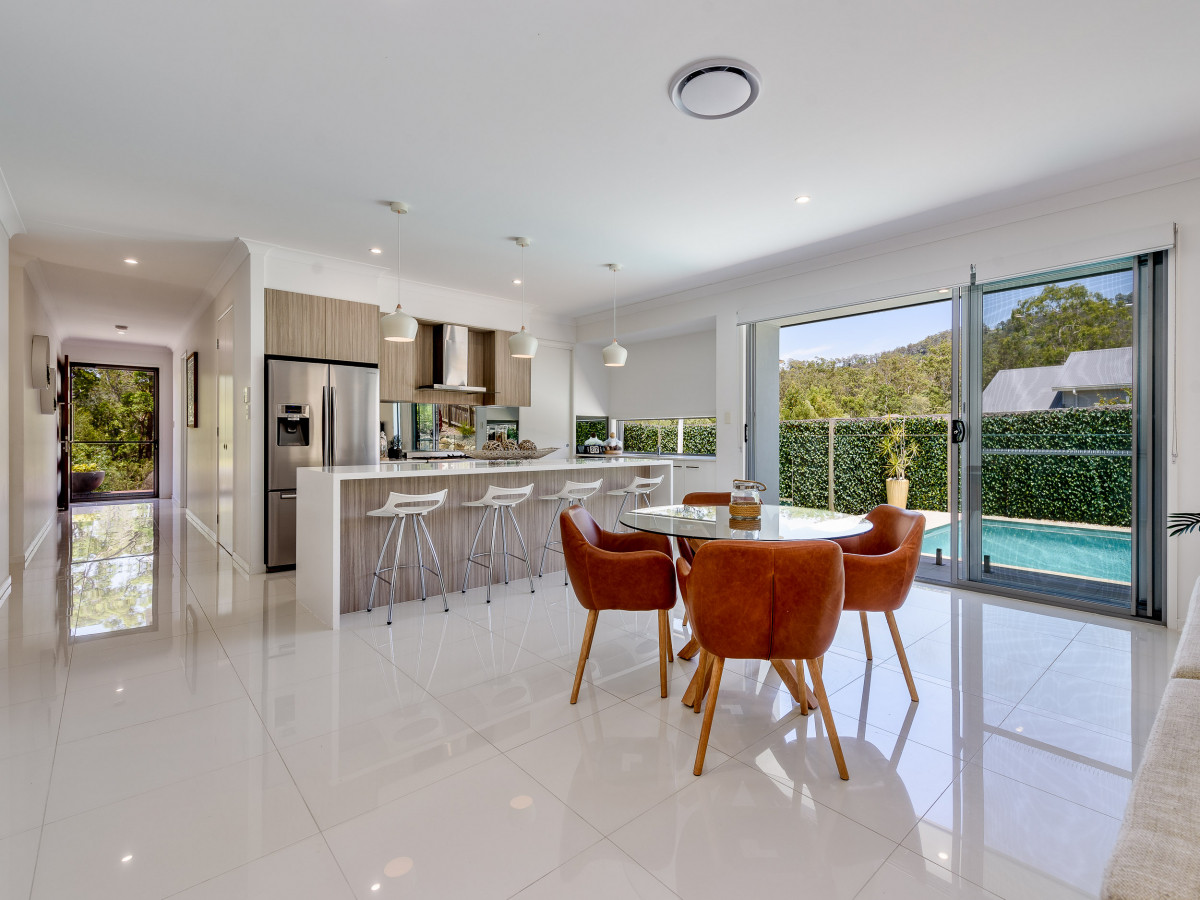 SOLD BY HILLSEA REAL ESTATE HELENSVALE OFFICE Hillsea Real Estate