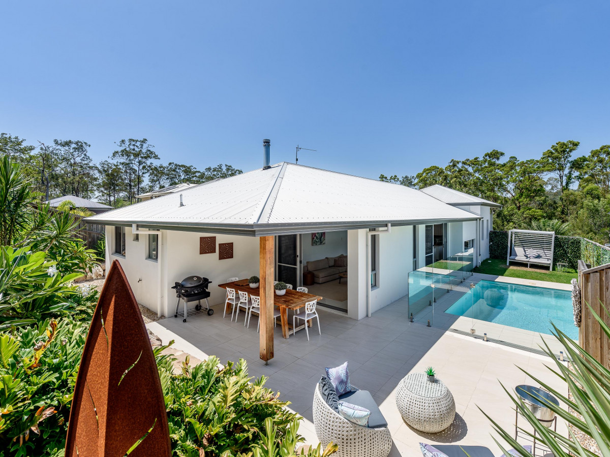 SOLD BY HILLSEA REAL ESTATE HELENSVALE OFFICE Hillsea Real Estate