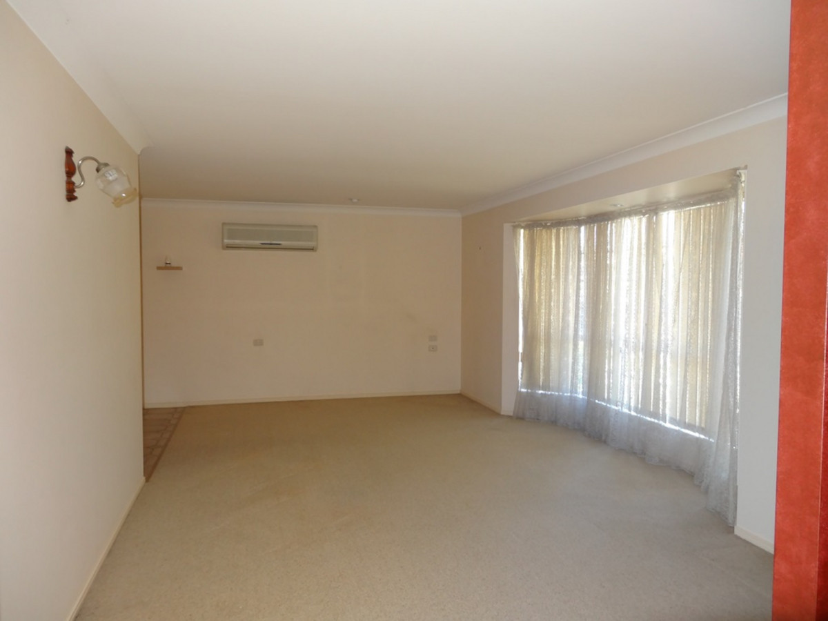 21 Kingston Drive, Flinders view NGU Real Estate