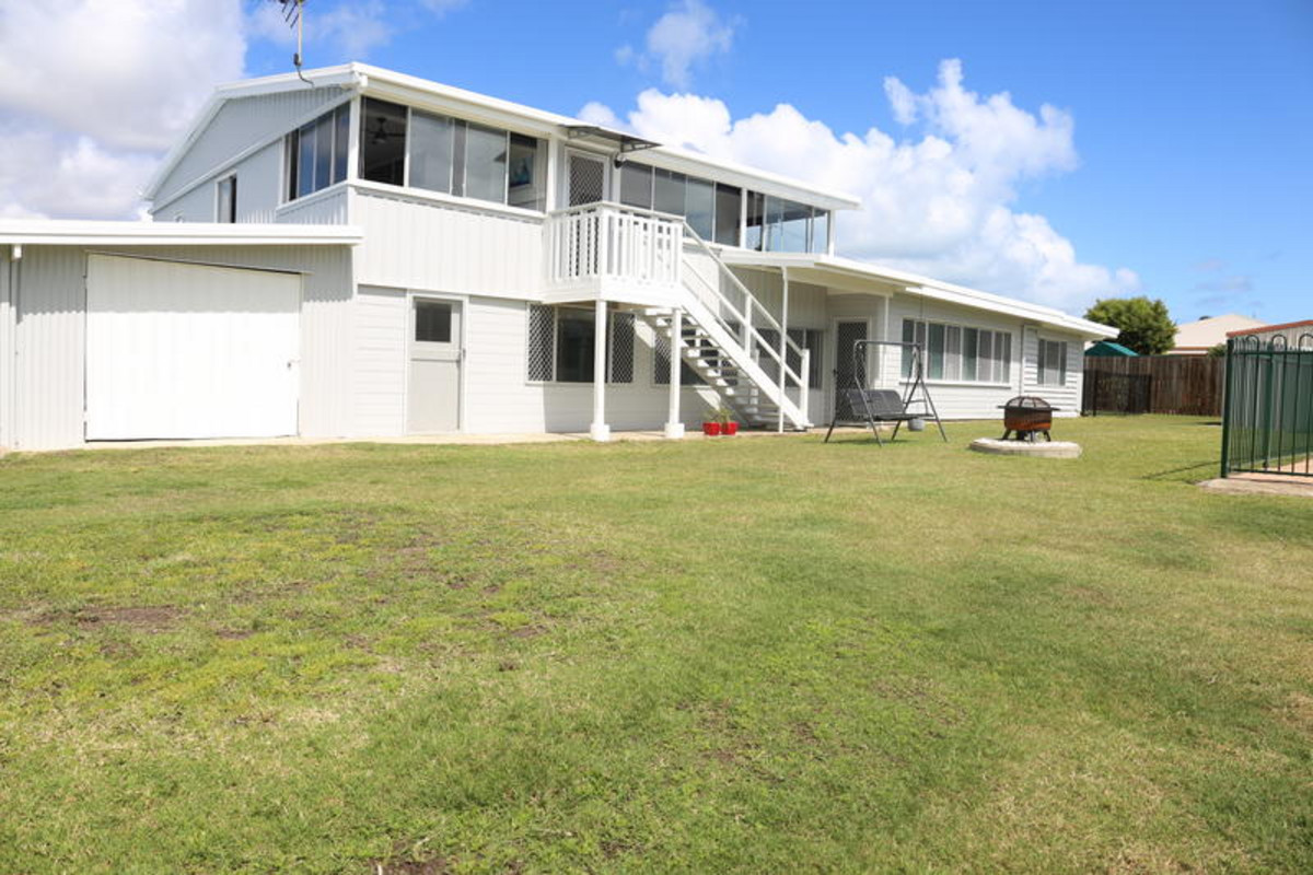 RealWay Hervey Bay RealWay Hervey Bay is a boutique real estate agency.