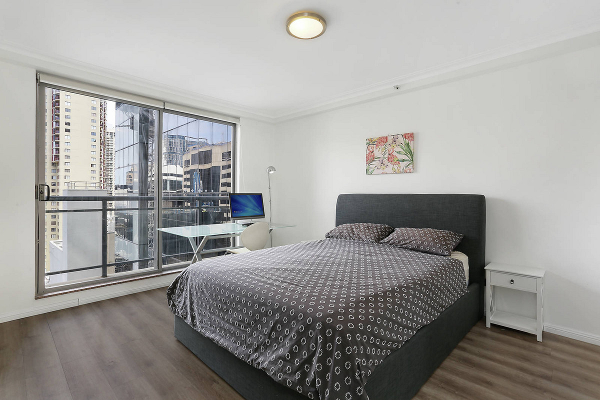  Superb two bedroom apartment in ‘Victoria Tower’