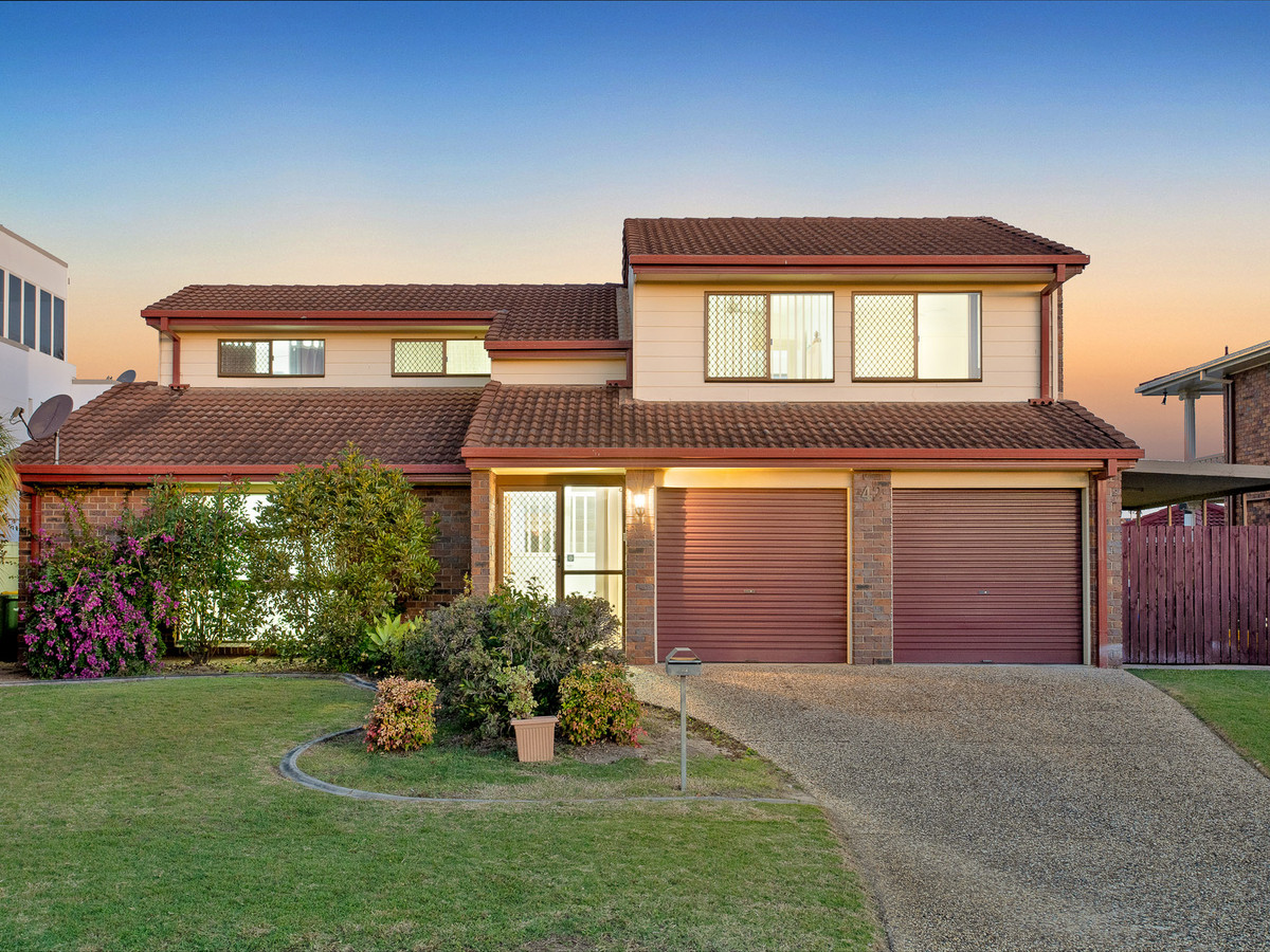 Original TwoStorey Brick Residence On 714m2 Block with Direct Canal