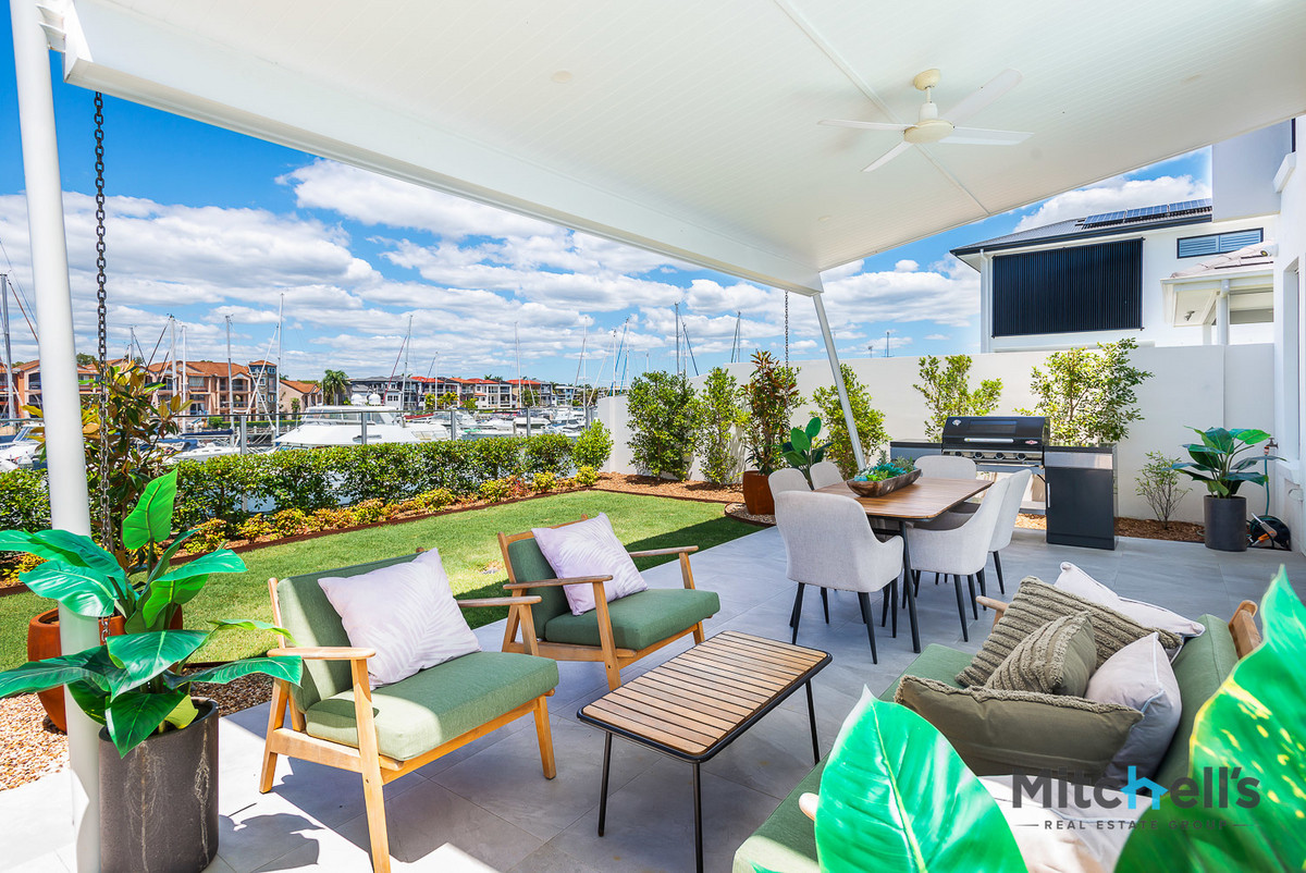 Stunning Marina Views, Full TurnKey Package!