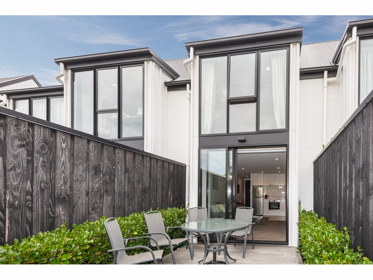 1036B Colombo Street, Saint Albans, Christchurch City Mike Pero Real