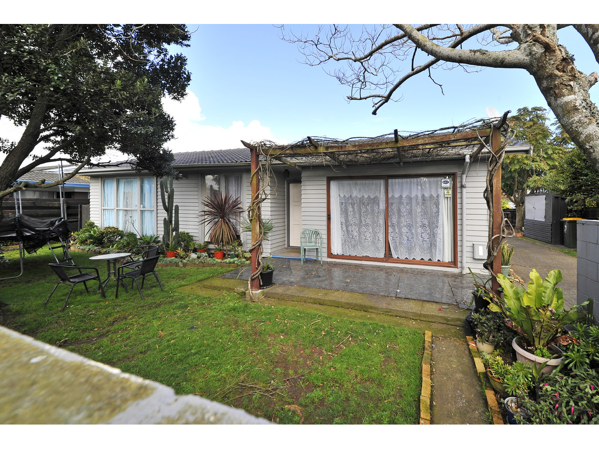 15 Waimahia Avenue, Weymouth, Manukau City Mike Pero Real Estate