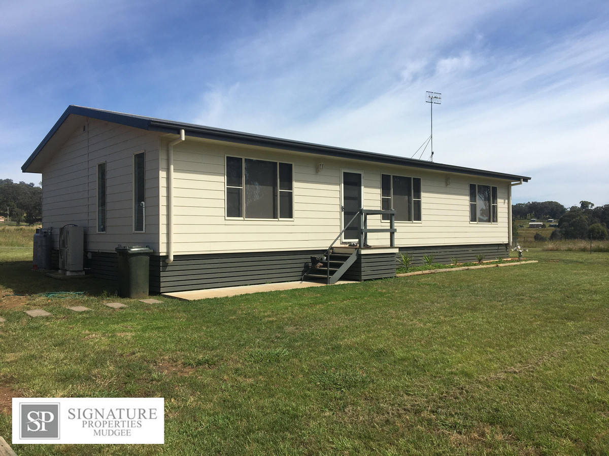  Rural living at it’s finest with acreage