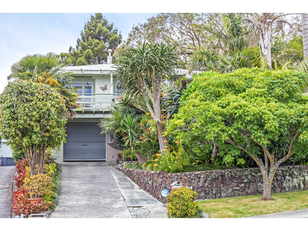 64 Stott Avenue, Birkdale, North Shore City Mike Pero Real Estate