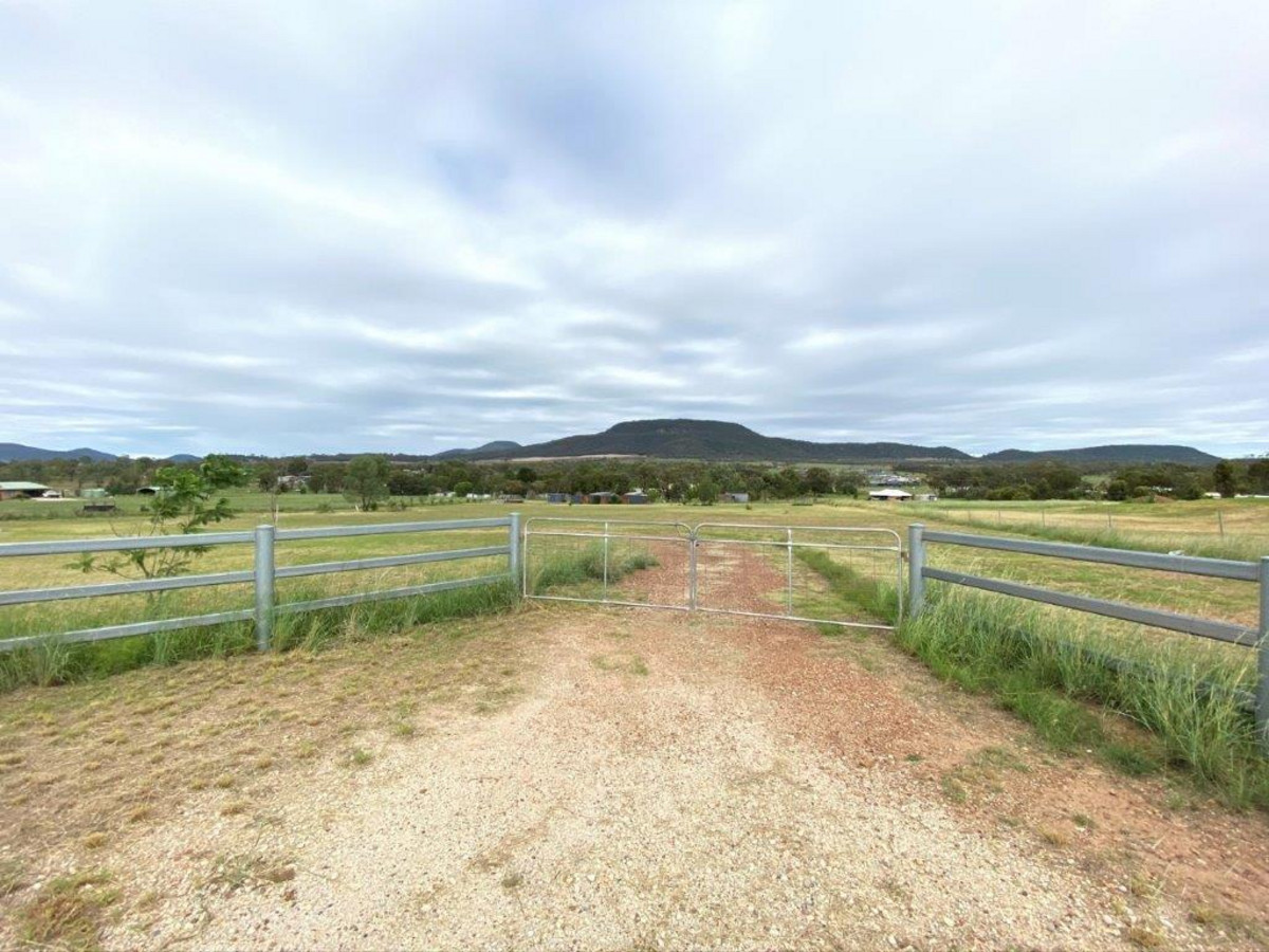 3 ACRE BLOCK WITH EXTRAS Robertson Real Estate Gunnedah