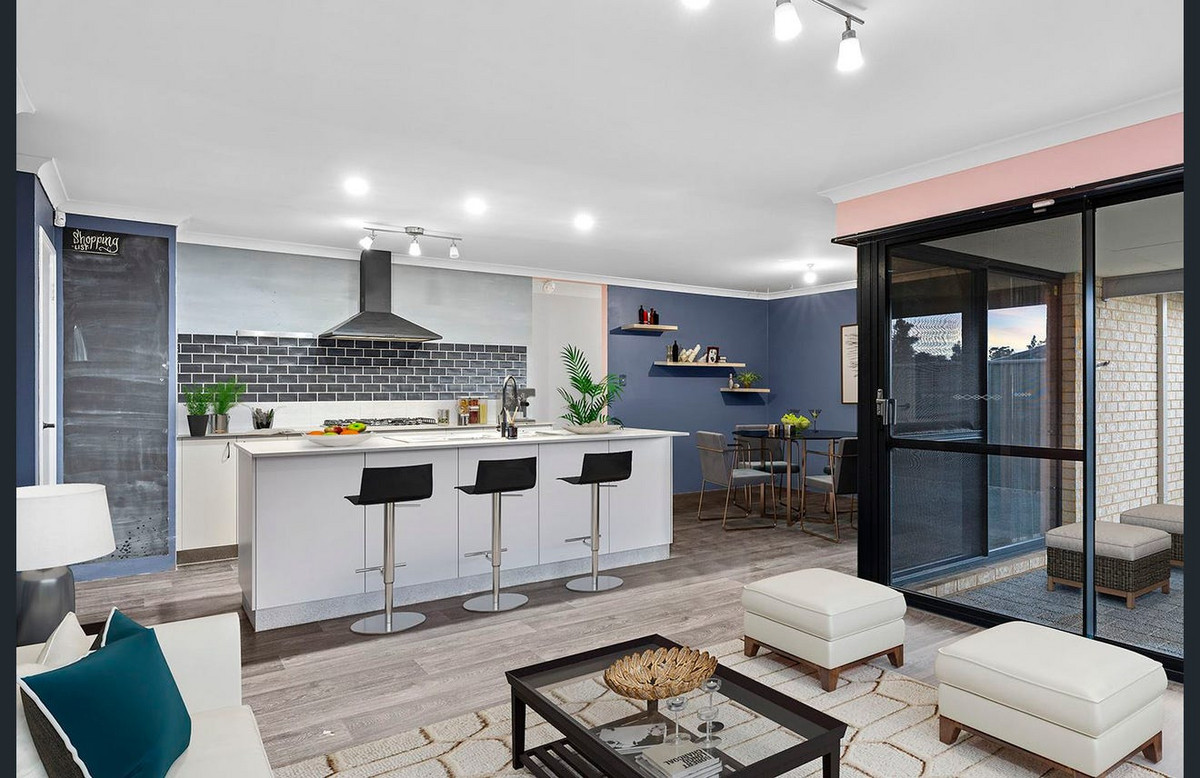 Unique family home on Ryhill Crescent! HouseSmart Real Estate