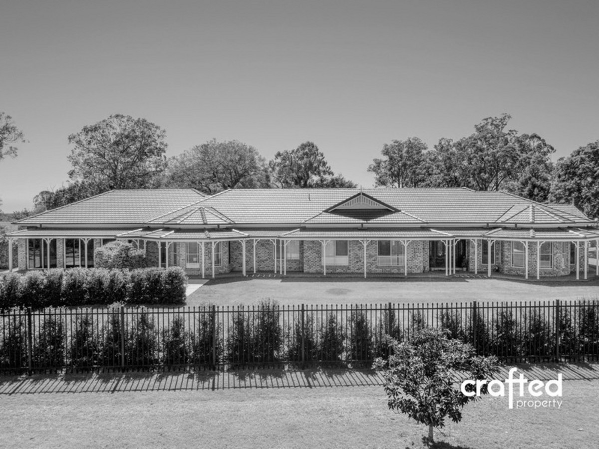  acreage life Opulent Residence on Abbey Street… One of Forestdale’s