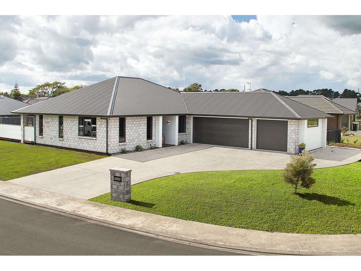 27 Harbour Crest Drive, Waiuku, Franklin Mike Pero Real Estate