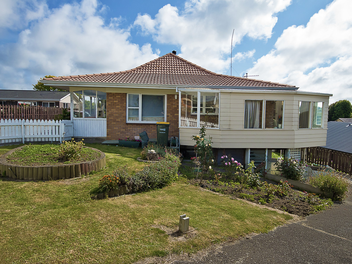 27 Meachen Terrace, Waiuku, Franklin Mike Pero Real Estate