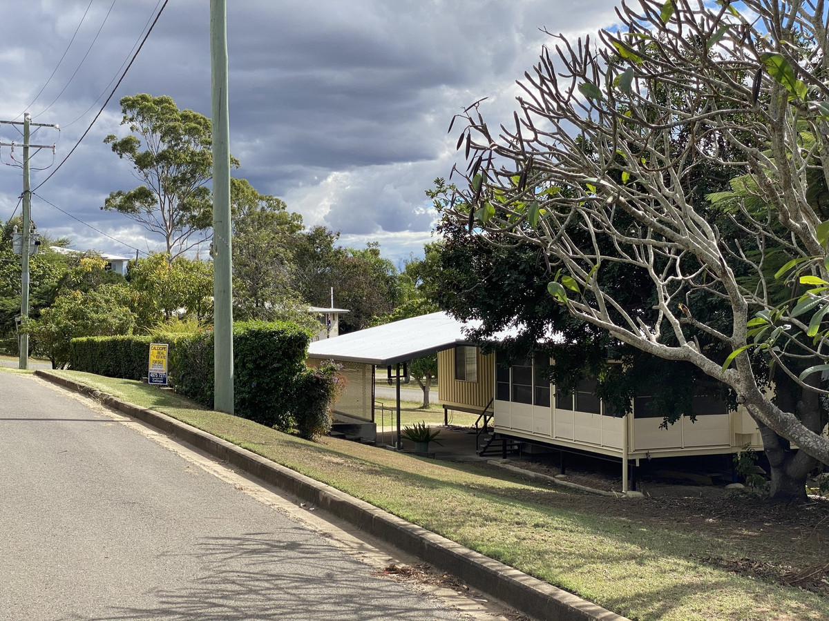  LOW MAINTENANCE LIVING IN MOUNT