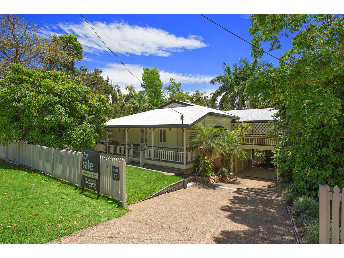 Resortstyle family living Pat O'Driscoll Real Estate