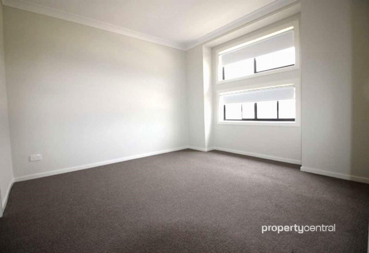 Beautiful Four Bedroom home with alarm and ducted air conditioning Check out our virtual tour