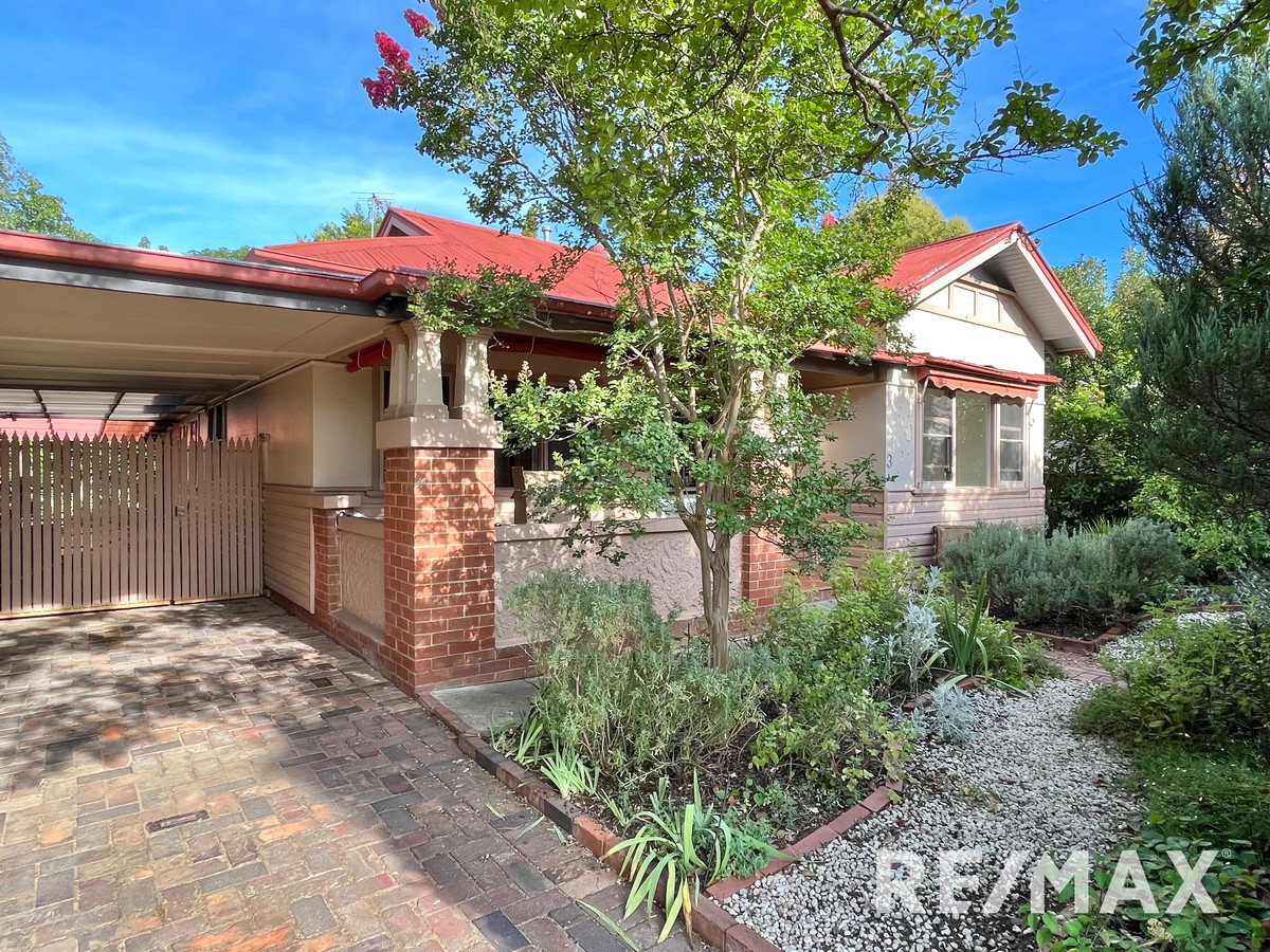 Turvey Park Cottage RE/MAX Elite