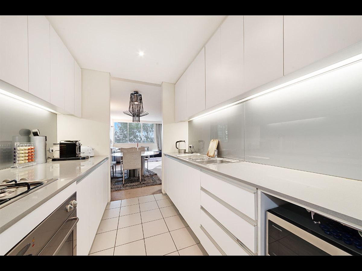 Executive Two Bedroom apartment in the heart of Sydney! Location